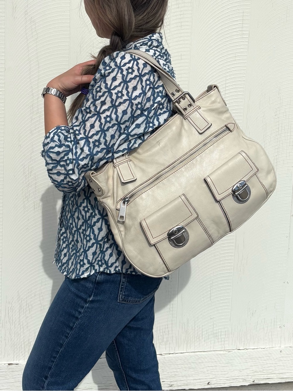 Marc Jacobs Cream Leather Shoulder Bag with Silver Hardware